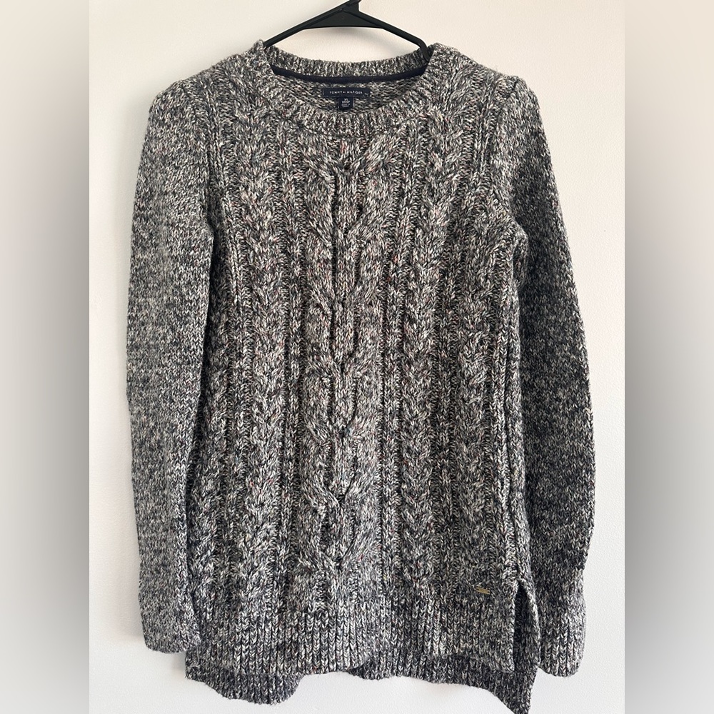 Tommy Hilfiger sweater